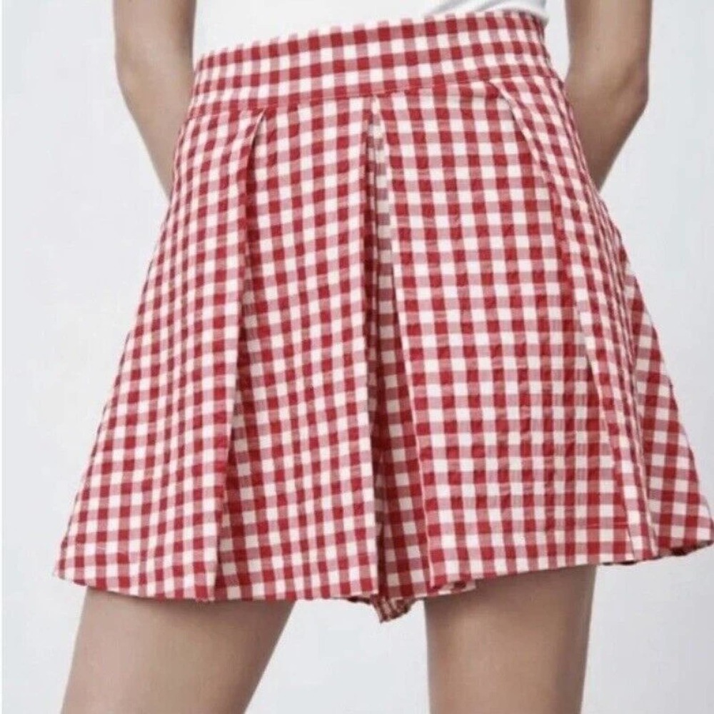 Zara Gingham Check Flared Shorts Size Small Red White High Waist Viscose Stretch
